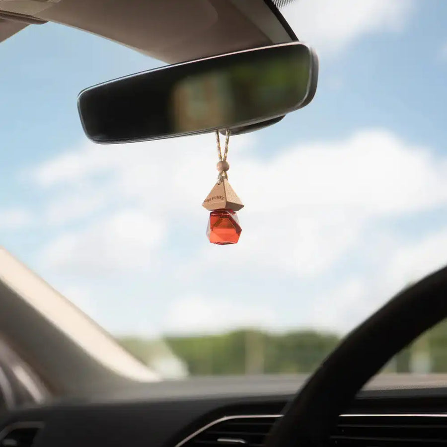 Carfume Luxury Hanging Glass Diffuser - Air freshner