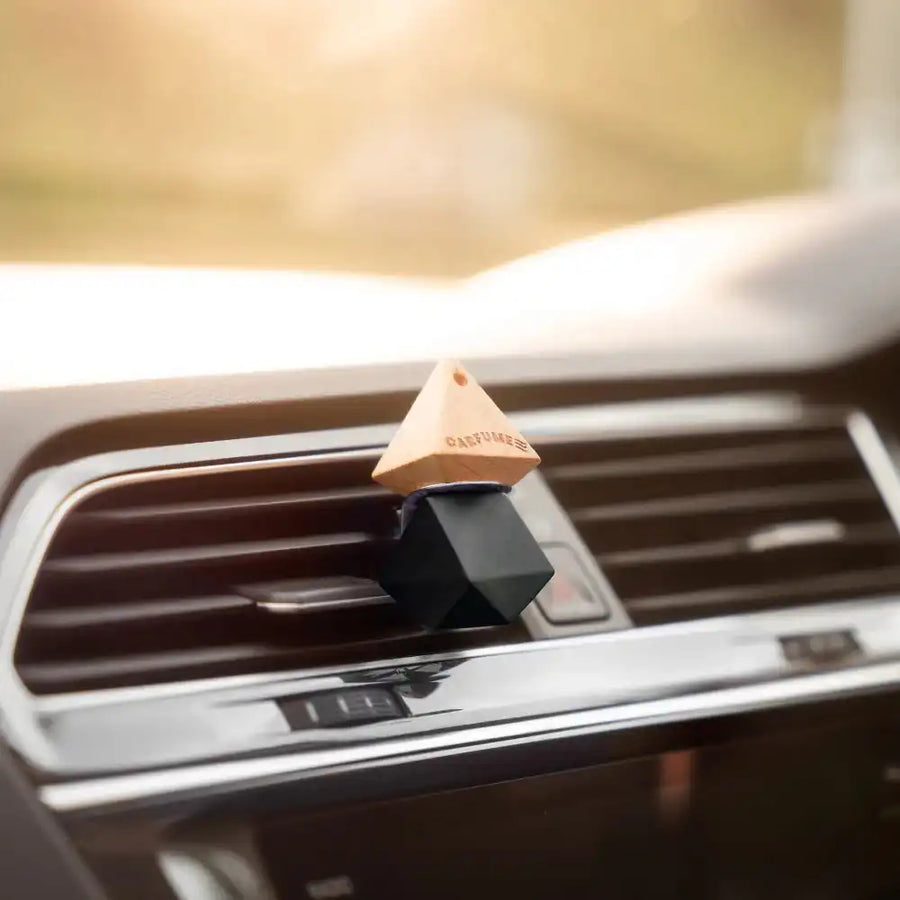 Carfume Car Air Freshner - Luxury Glass Diffuser