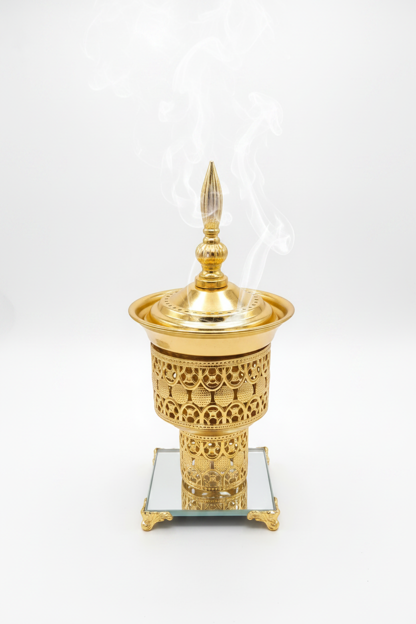 Gold Filigree Bakhoor Burner for Elegant Spaces