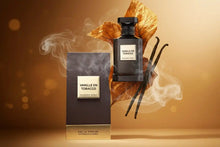 Vanille en Tobacco perfume bottle and box with vanilla beans, tobacco leaf, and smoke accents